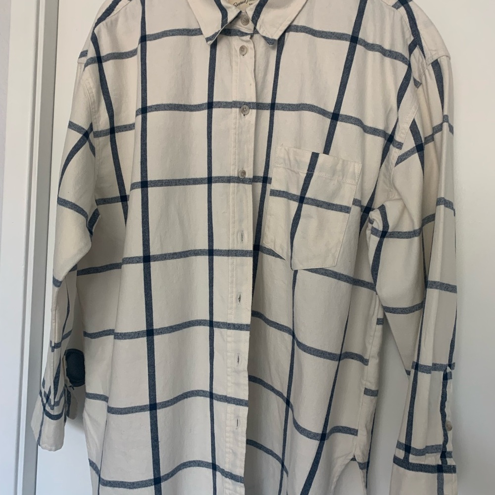 Universal Thread Blue and White Button Down Shirt